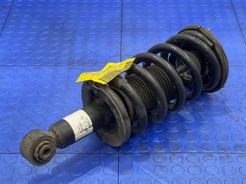 2014 Infiniti QX80 Strut Assembly