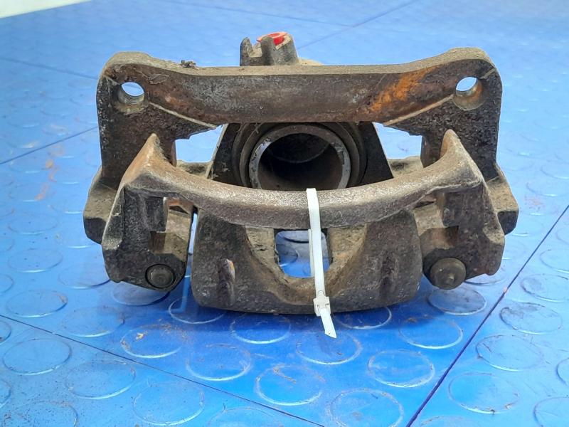 2006 Toyota Sequoia Caliper