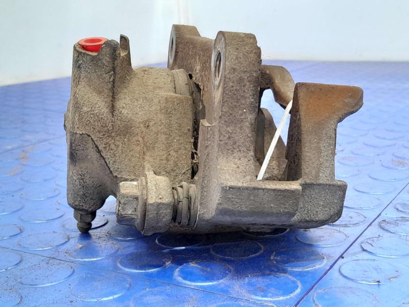 2006 Toyota Sequoia Caliper