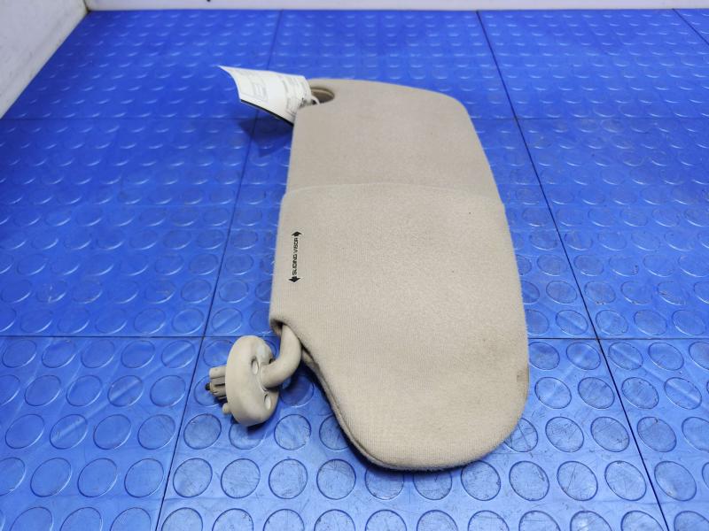 2002 Dodge Ram 1500 Sun Visor