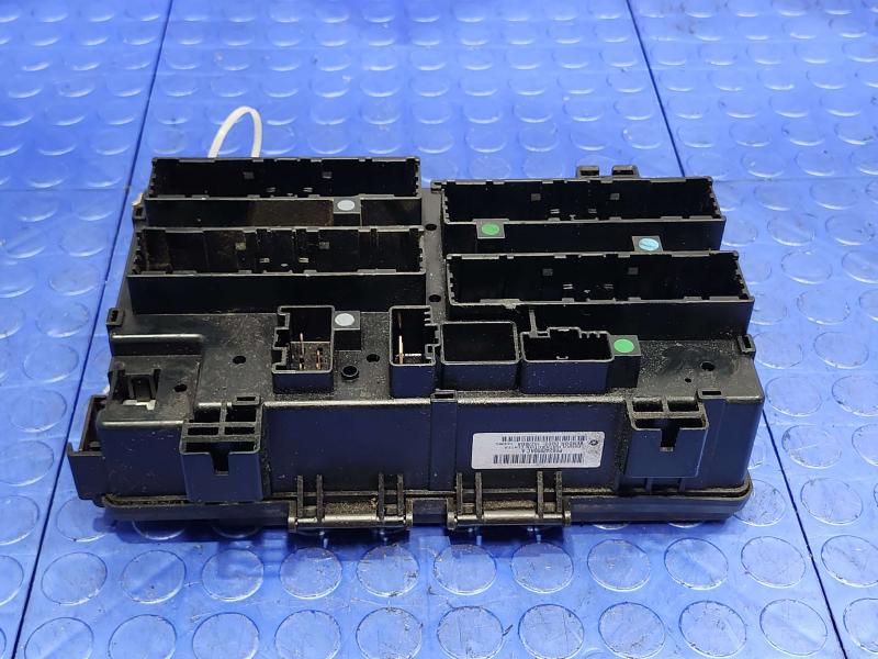 2015 Jeep Grand Cherokee Engine Fuse Box