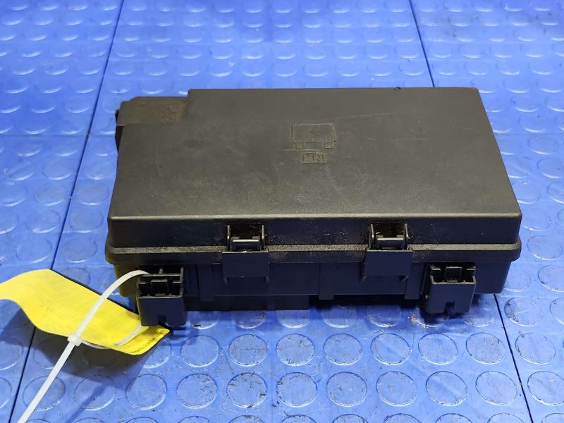 2015 Jeep Grand Cherokee Engine Fuse Box