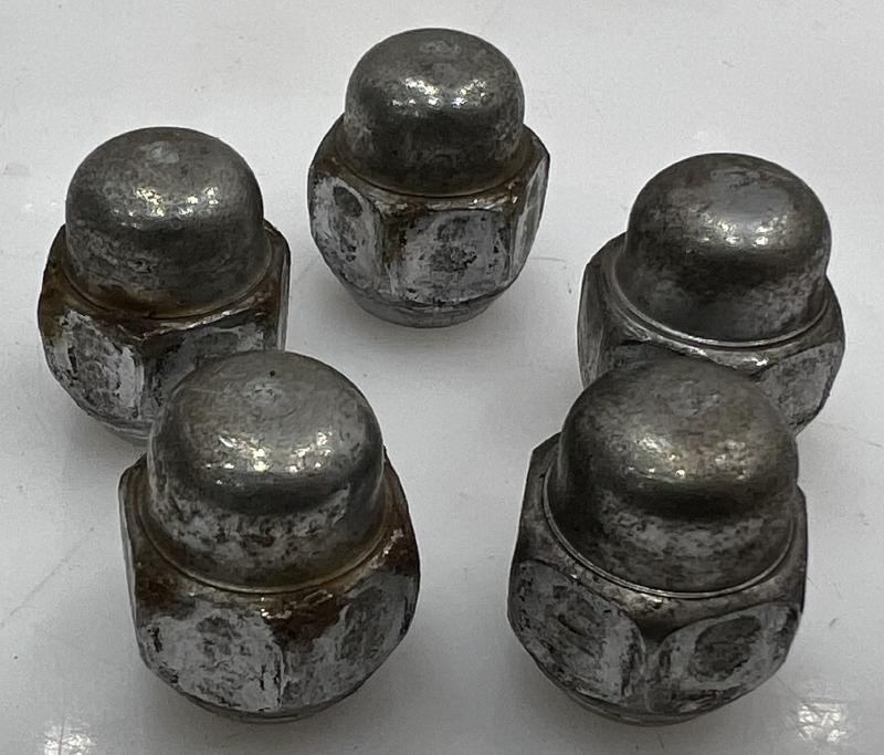 2014 Kia Soul Lug Nuts
