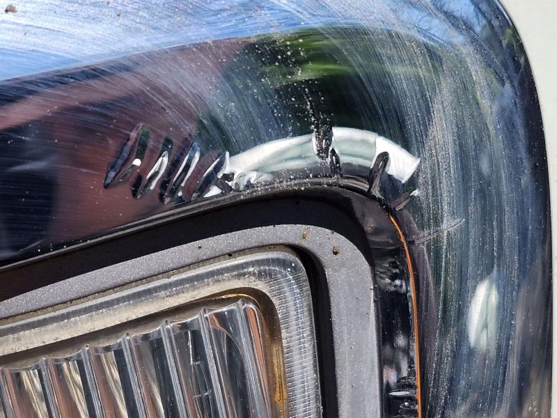 2003 Lincoln Town Car Tail Finish Panel