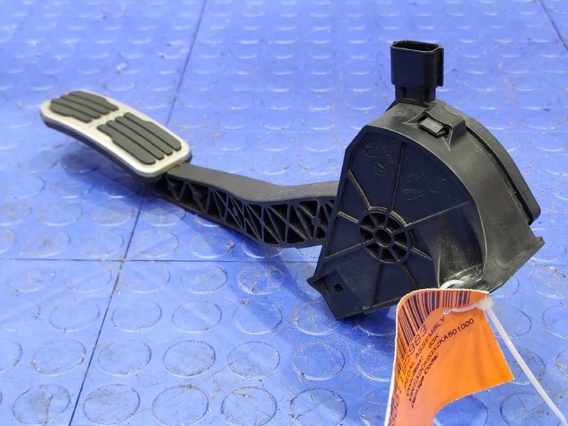 2017-2020 Jaguar F-Pace Accelerator Pedal Assembly Genuine OEM HK8M-9F836-AB