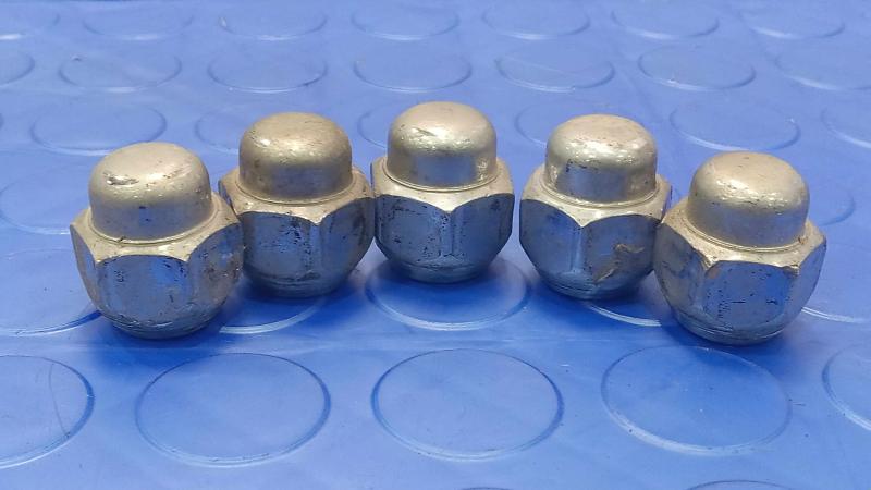 2015 Nissan Rogue Lug Nuts