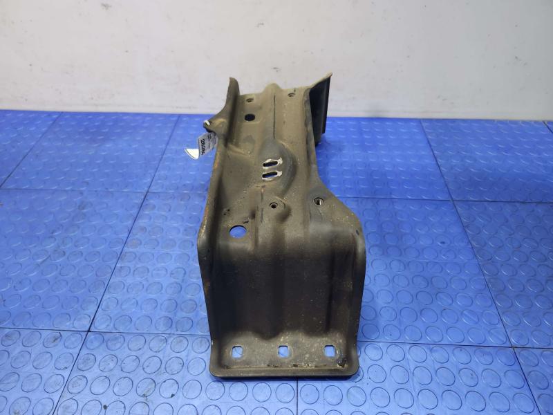 2011-2013 Dodge Durango Automatic Transmission Crossmember OEM 52124631AC