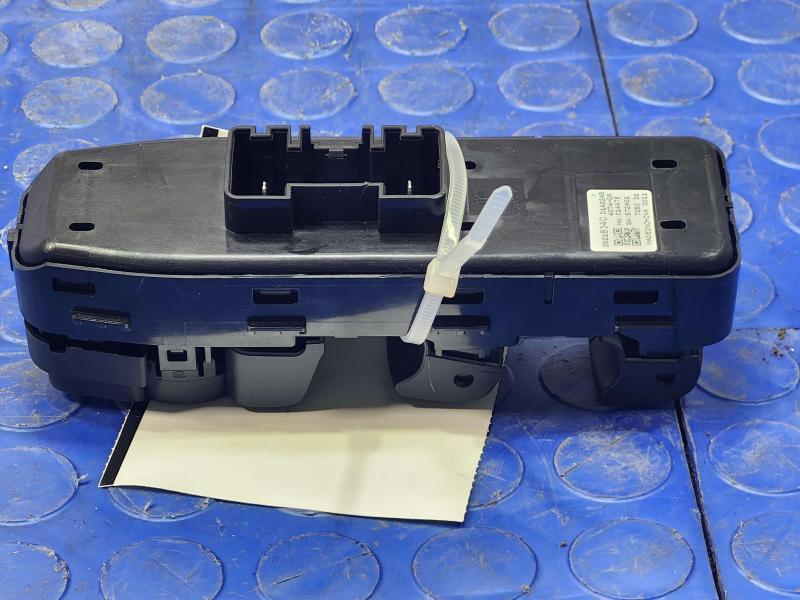 2018-2020 Buick Regal Master Window Switch Assembly Genuine OEM 26218340