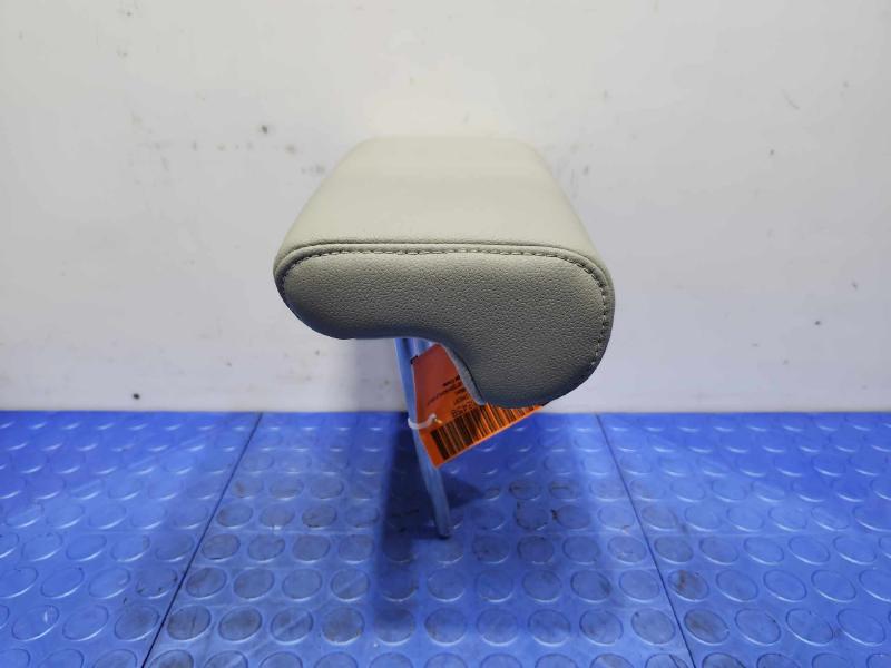 2017 Acura RDX Headrest