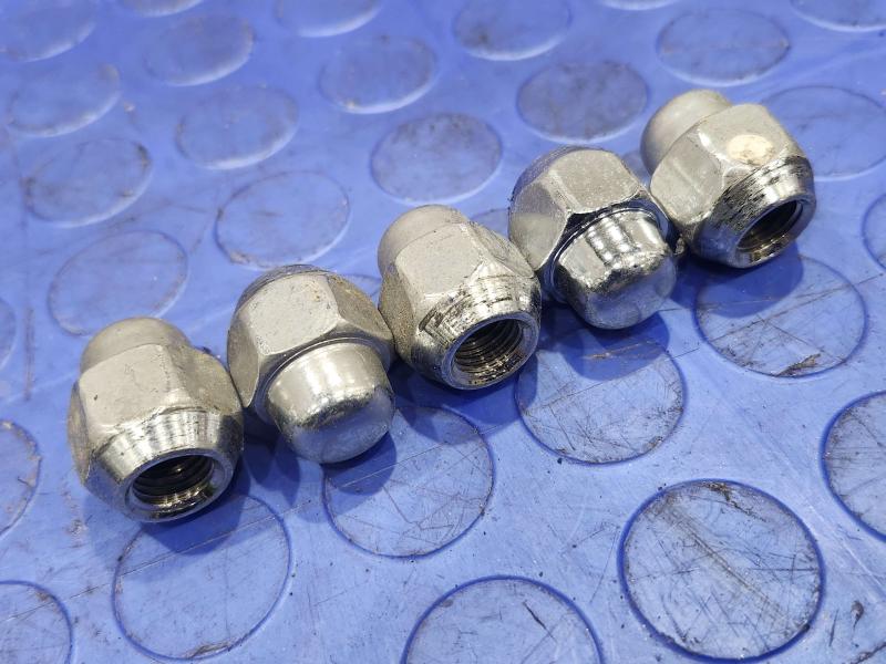 2022 Hyundai Sonata Lug Nuts