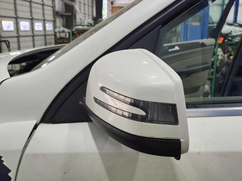 2012 Mercedes ML-Class Door Mirror