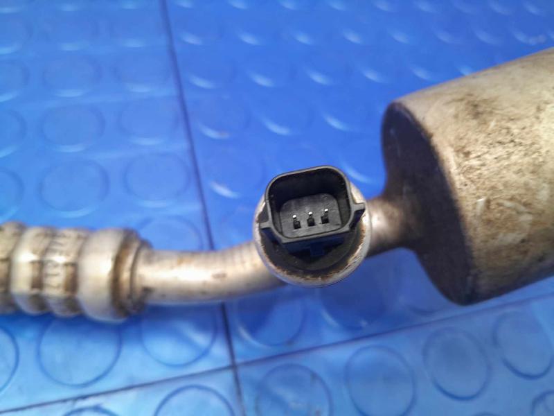 2011 Ford F-250 Super Duty Air Conditioner Hose