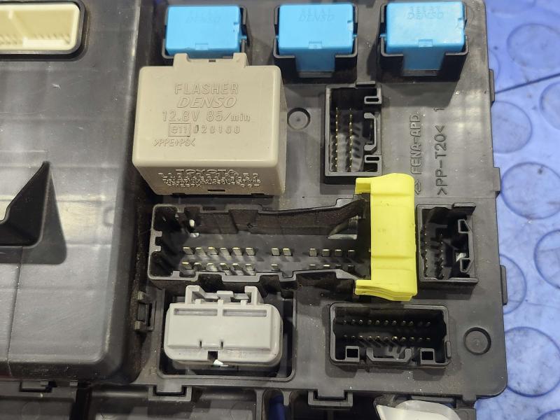 2009 Toyota Tacoma Cabin Fuse Box