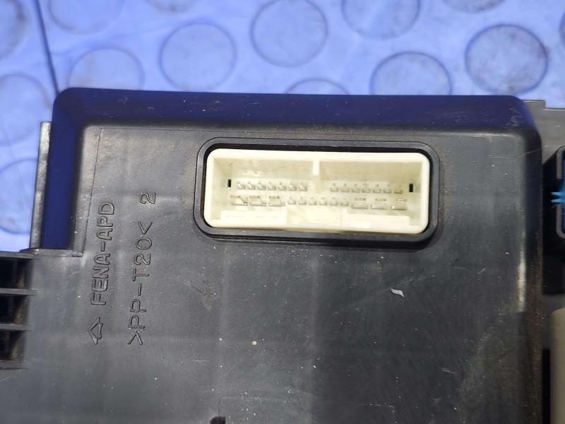 2009 Toyota Tacoma Cabin Fuse Box