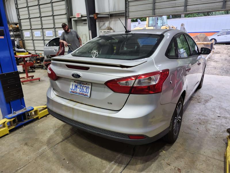 2012 Ford Focus Wiper Motor Front