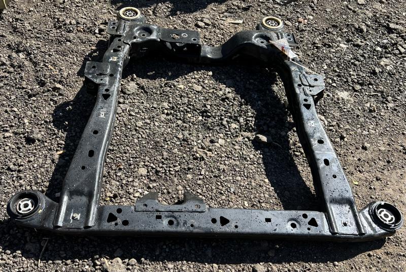 2012 Buick Lacrosse FWD 3.6L Front Crossmember Subframe Genuine OEM 22781615