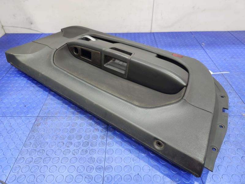 2010 Dodge Challenger Front Door Trim Panel