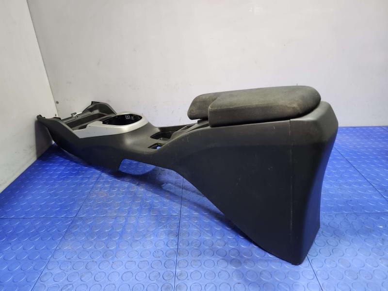 2016 Honda Fit Front Console