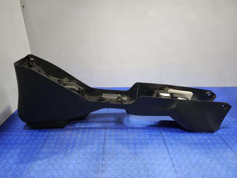 2016 Honda Fit Front Console