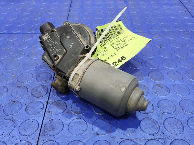 2013 Chrysler 300 Wiper Motor Front