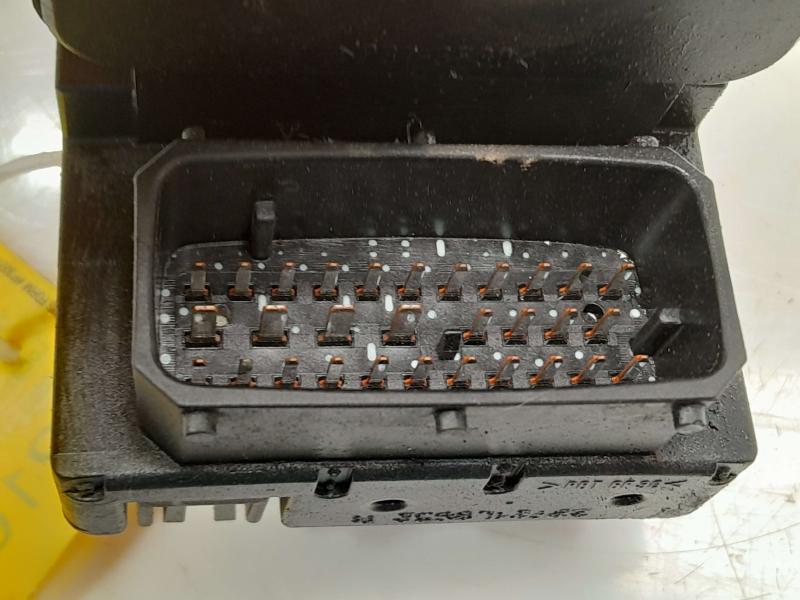2004 Ford Crown Victoria Anti-Lock Brake Parts