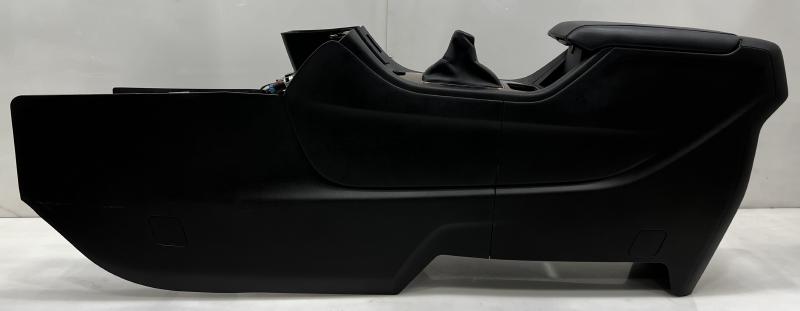 2019 GMC Acadia Center Console Floor Console Assembly - Black Leather OEM 84441606