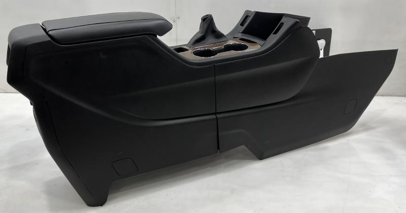 2019 GMC Acadia Center Console Floor Console Assembly - Black Leather OEM 84441606