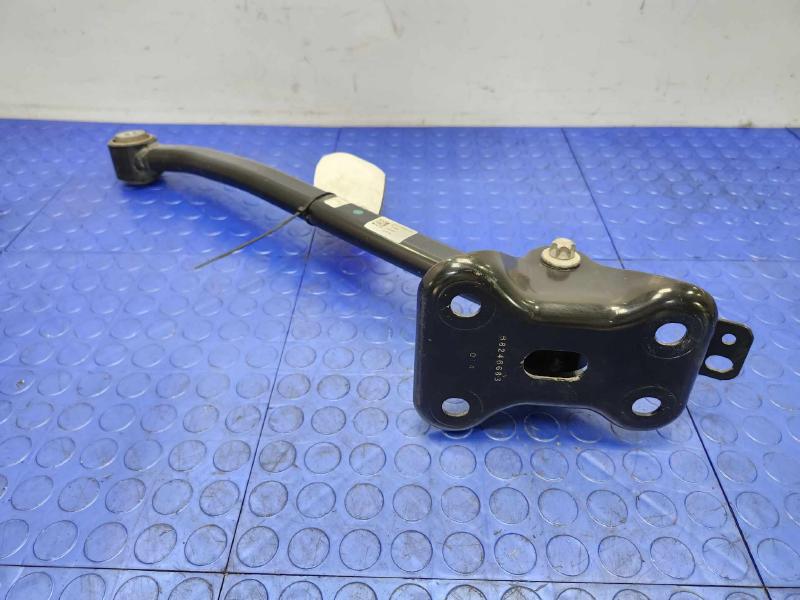 2020 Jeep Compass Lower Control Arm Rr