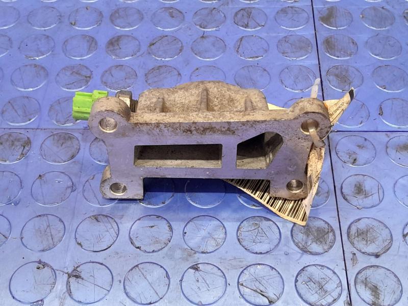 2018 Ford Focus Oil Filter Housing