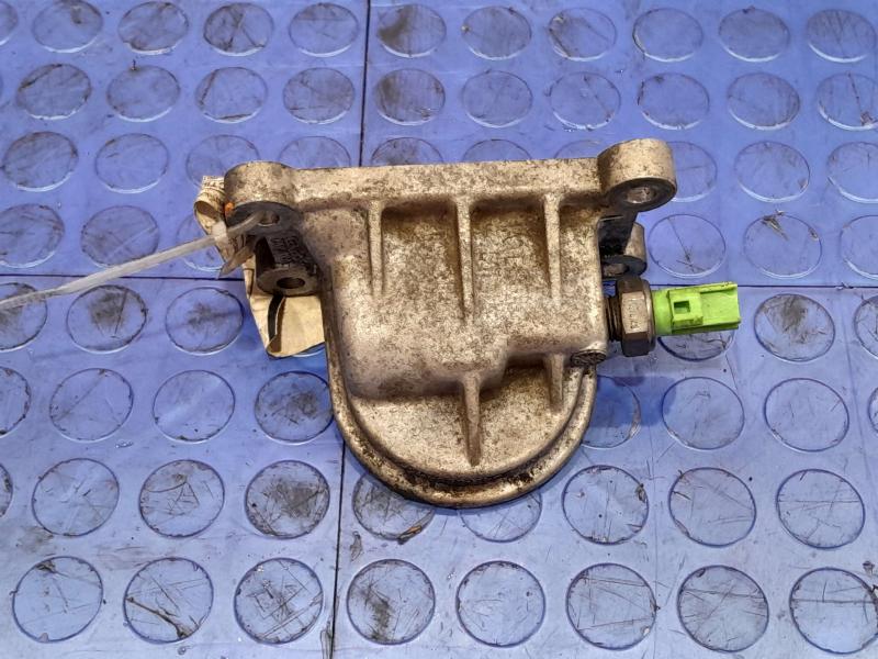 2018 Ford Focus Oil Filter Housing