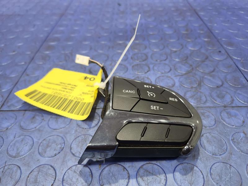 2015 Chrysler 200 Steering Wheel Cruise Control Switch Genuine OEM 68146854AC