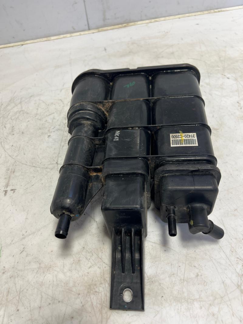 2018 2019 Hyundai Sonata Fuel Vapor Canister OEM 31420C2500