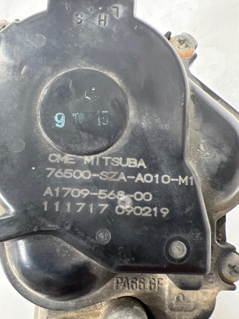 2009 Honda CR-V Pilot Windshield Wiper Motor - Front OEM 76505SWAA02