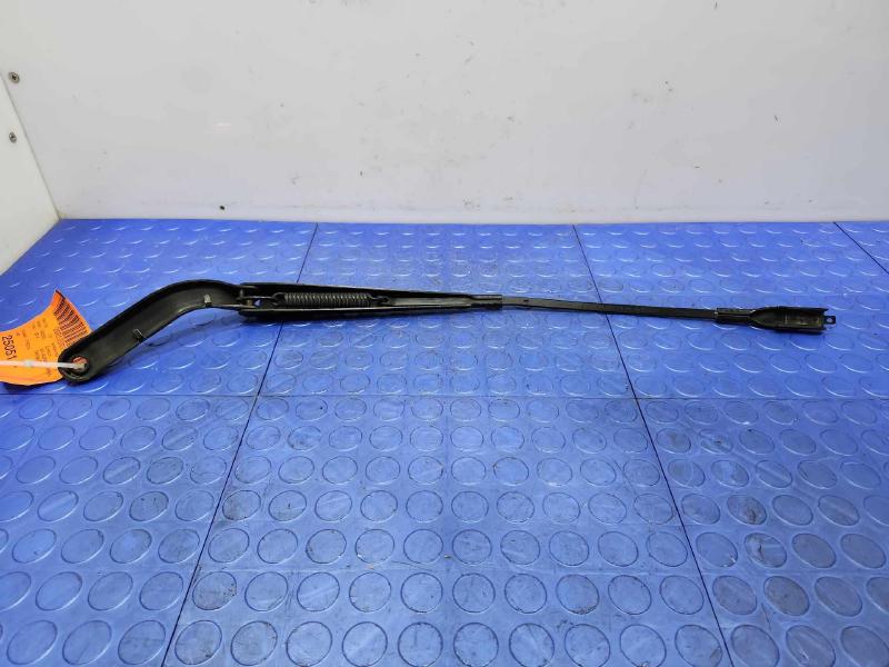 2014 Mercedes Sprinter Wiper Arm