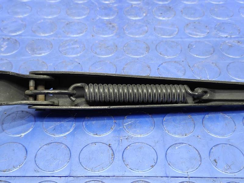 2014 Mercedes Sprinter Wiper Arm