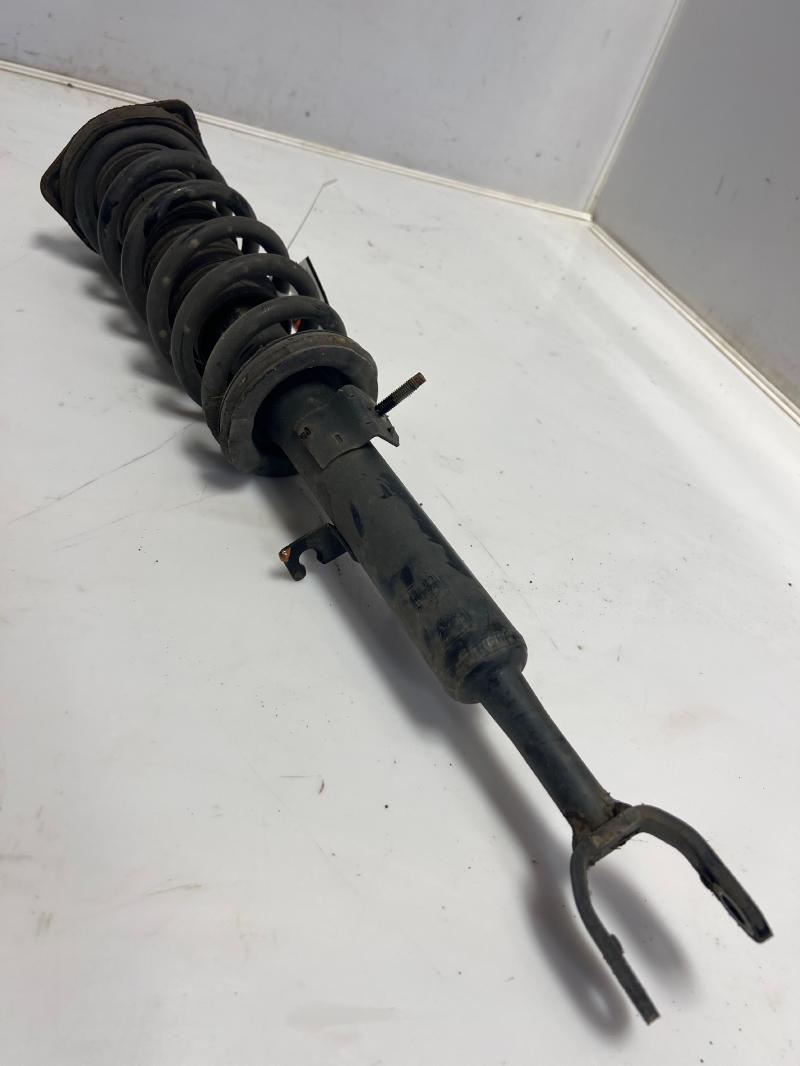 2003 - 2007 Infiniti G35 Coupe Front Strut Assembly RH Passenger Side RWD OEM
