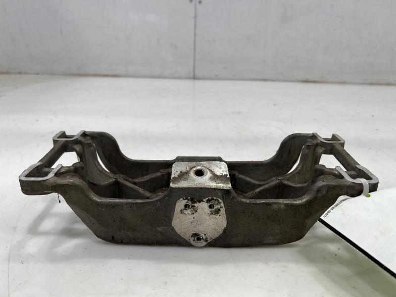 2007 - 2009 Jaguar XKR Automatic Transmission Crossmember OEM 6W83-5060-A