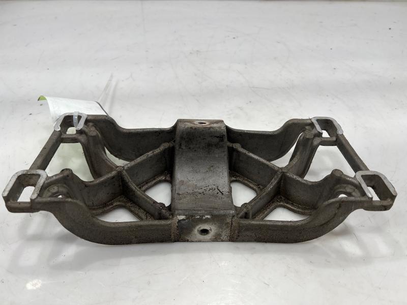 2007 - 2009 Jaguar XKR Automatic Transmission Crossmember OEM 6W83-5060-A