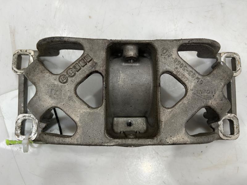 2007 - 2009 Jaguar XKR Automatic Transmission Crossmember OEM 6W83-5060-A