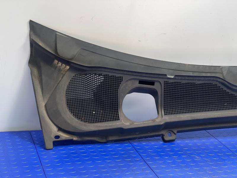 2012 Land Rover Evoque Cowl