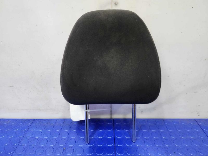 2015 Nissan Rogue Headrest
