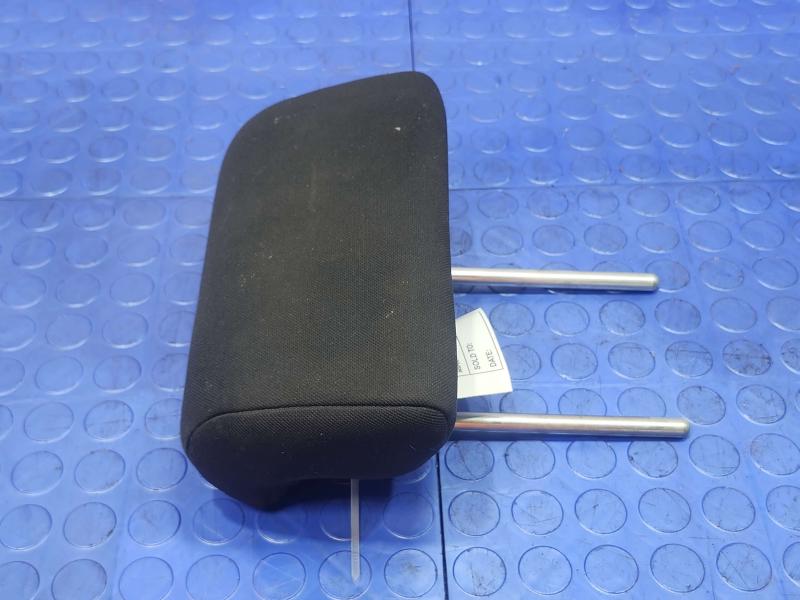 2013 Dodge Durango Headrest