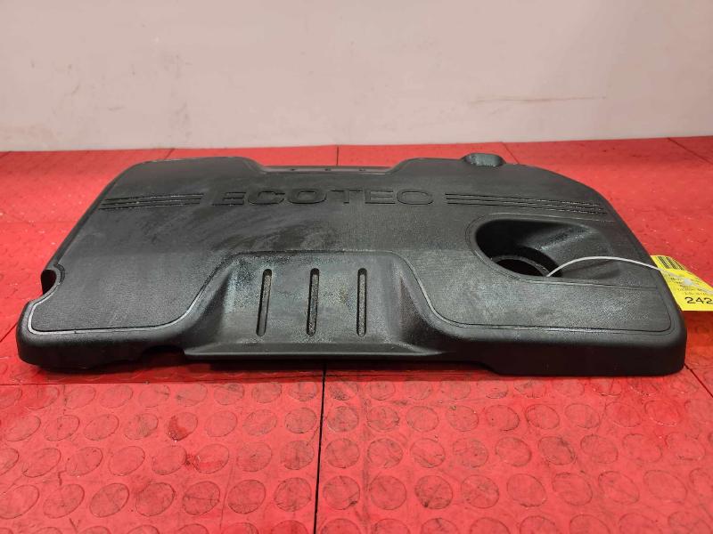 2013 Chevrolet Malibu Engine Cover