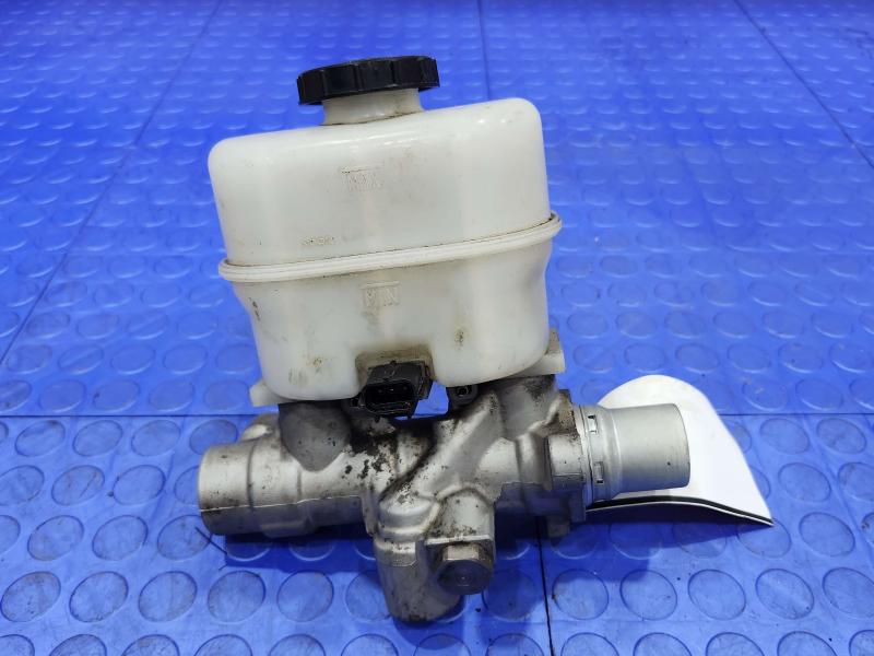 2011-2013 Ford F-150 Brake Master Cylinder Assembly Genuine OEM DL3Z2140A