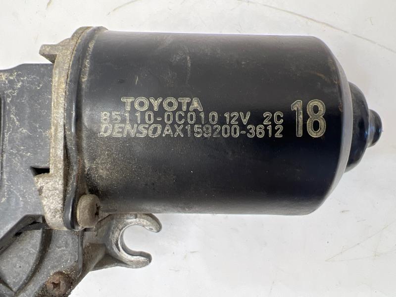 2000 - 2003 Toyota Tundra Windshield Wiper Motor OEM 851100C010
