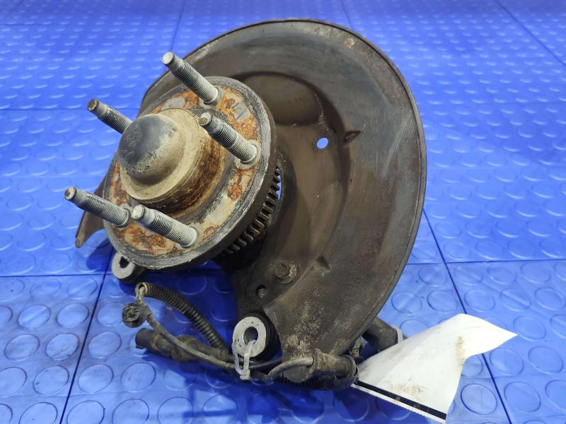 2006 Ford Mustang Spindle Knuckle Front