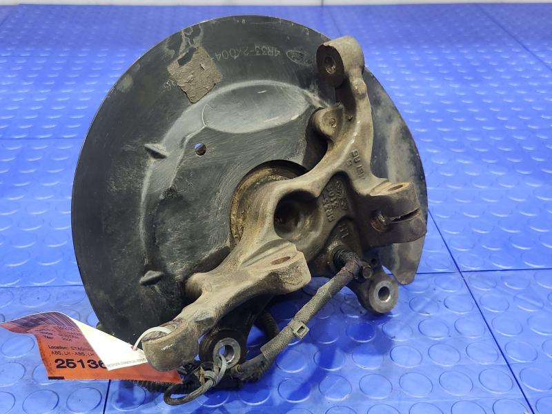2006 Ford Mustang Spindle Knuckle Front