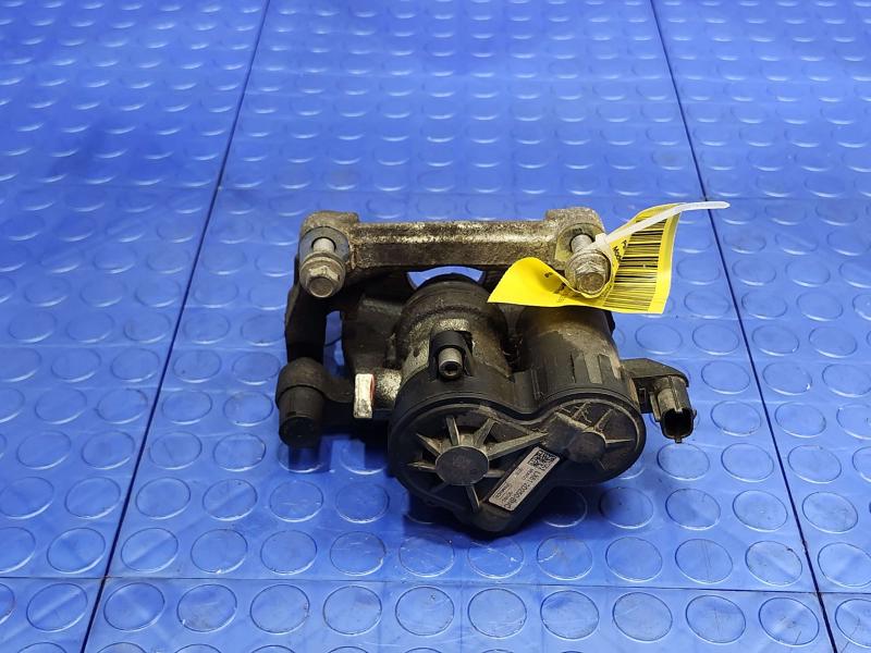 2020 Ford Escape Caliper