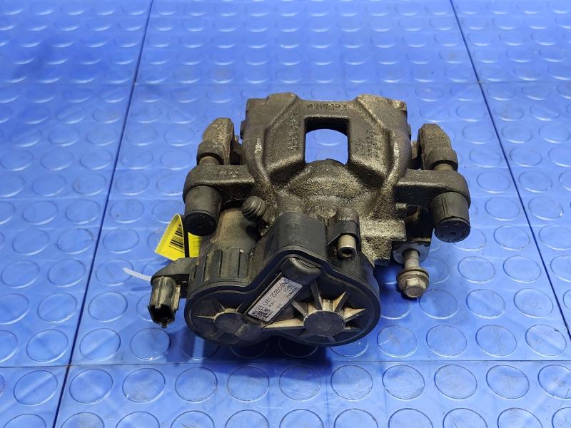 2020 Ford Escape Caliper