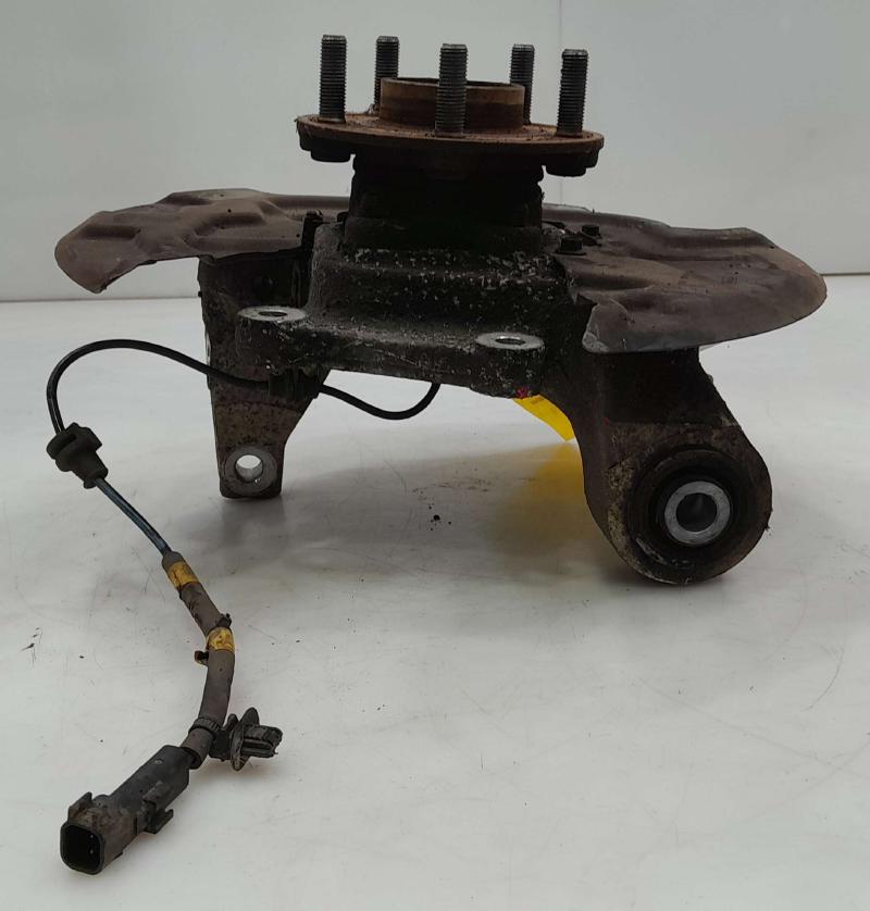 2015 2016 Ford Fusion Rear Spindle Knuckle w/ Hub FWD RH Passenger Side OEM DG9Z5B759B